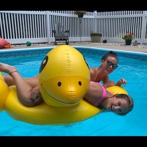 Meet your Posher, Elisha